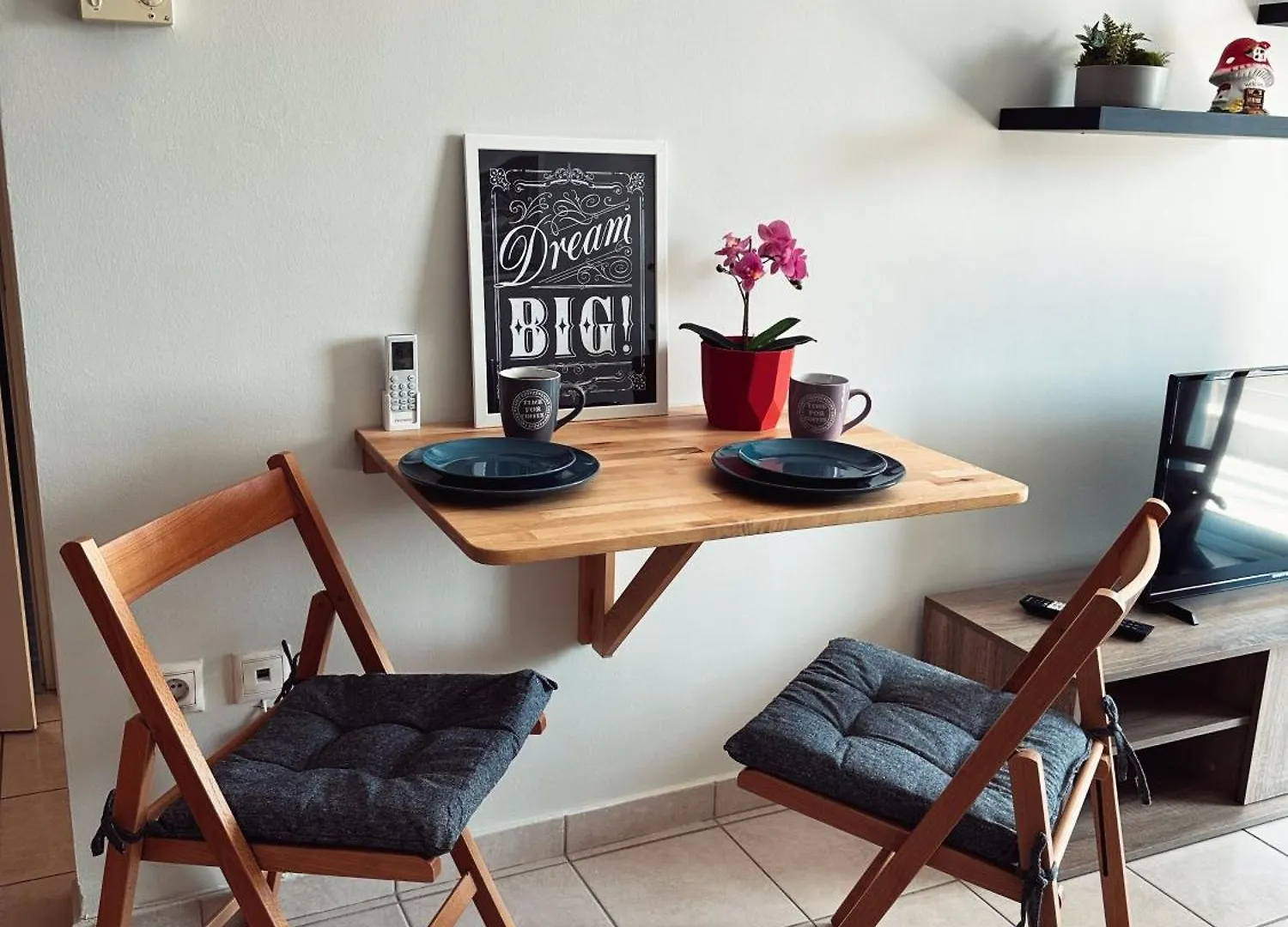 Homely Flat Near Airport Θεσσαλονίκη 0*,